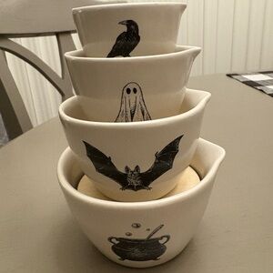 Rae Dunn Cauldron Measuring Cups
